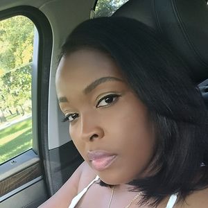 Meet your Posher, Bella